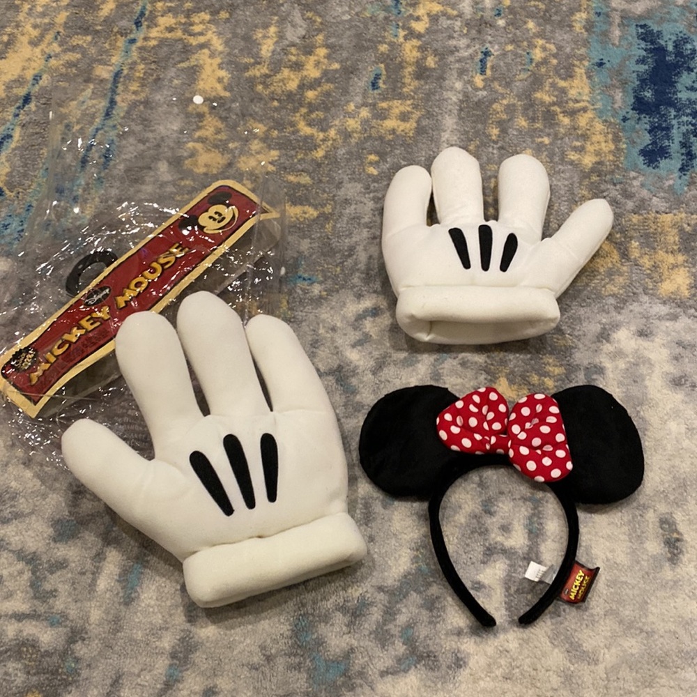 EUC Minnie Mickey Mouse Gloves & Plush Headband Set Disney Halloween Costume